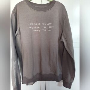 Beboe Women's Long Sleeve We Love You Grey Crewneck Sz LG Fun Excellent Cond